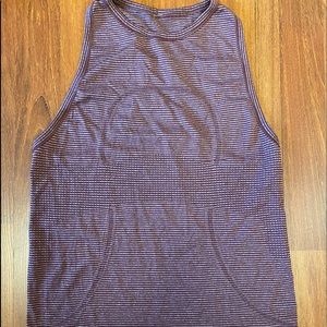 Lululemon top